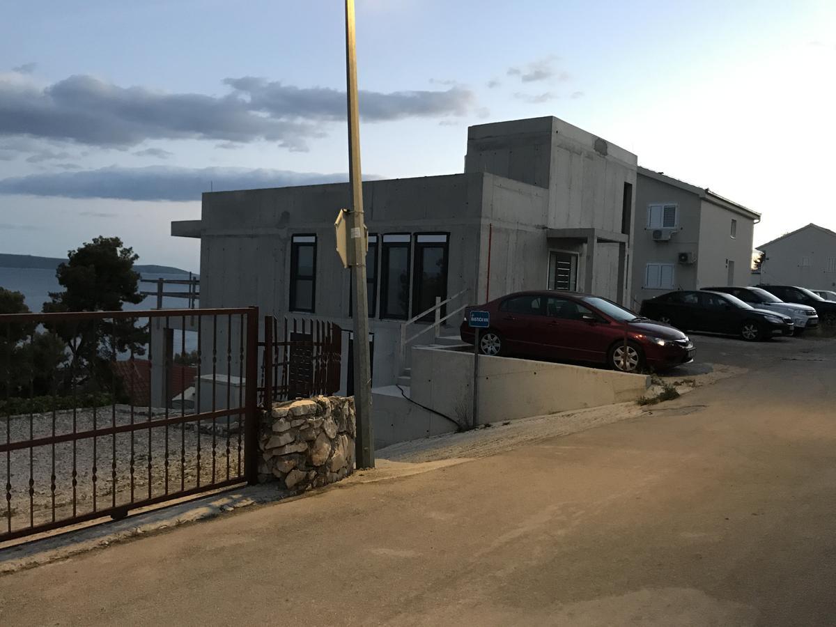 Apartments Amneris Trogir Ngoại thất bức ảnh