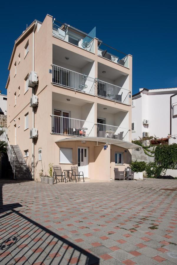 Apartments Amneris Trogir Ngoại thất bức ảnh