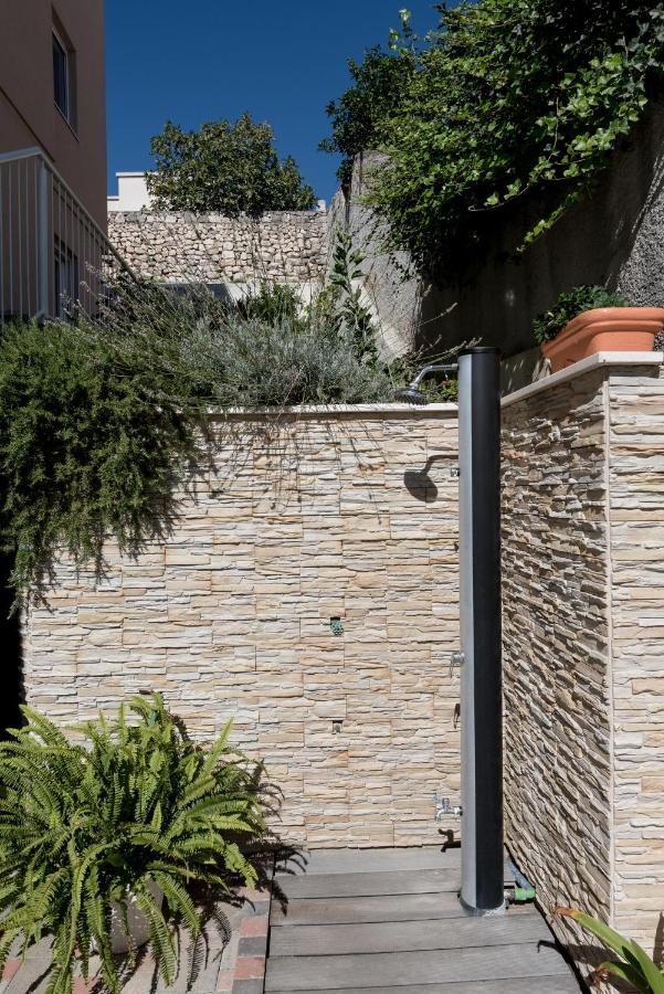 Apartments Amneris Trogir Ngoại thất bức ảnh