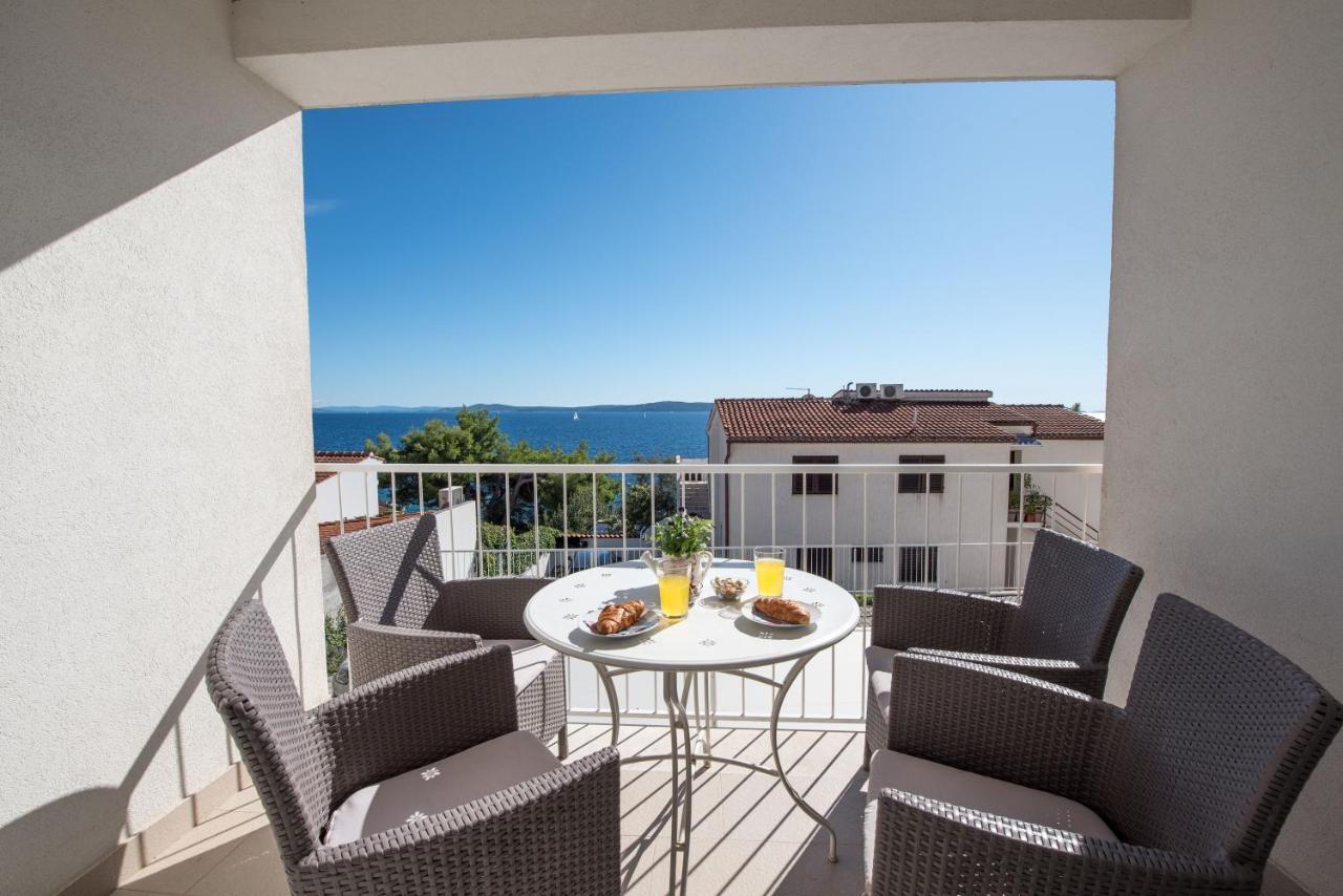 Apartments Amneris Trogir Ngoại thất bức ảnh