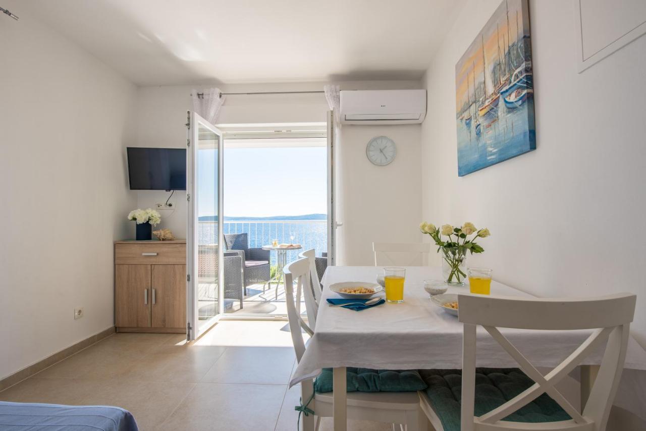 Apartments Amneris Trogir Ngoại thất bức ảnh