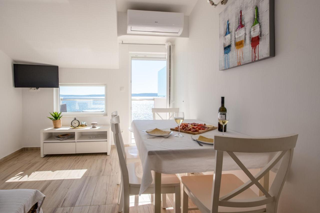 Apartments Amneris Trogir Ngoại thất bức ảnh